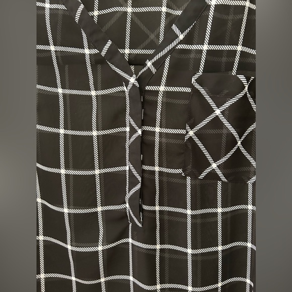 Merona Black White Stripes Long Sleeve Sheer V Neck Top Shirt. Size Medium - Picture 3 of 9